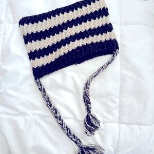 Striped Black and Cream Knit Hot Topic Hat